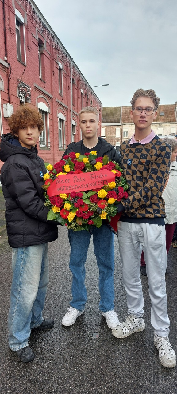 c Leon, Lennox und Jahn Joshua vertraten die Gesamtschule NiederzierMerzenich in Quiévrechain